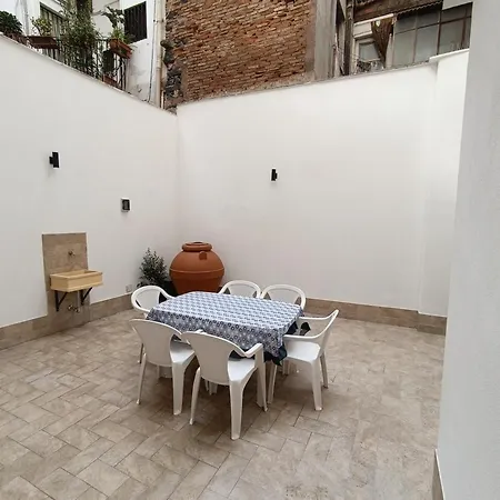Terrazzo Garibaldi Apartment